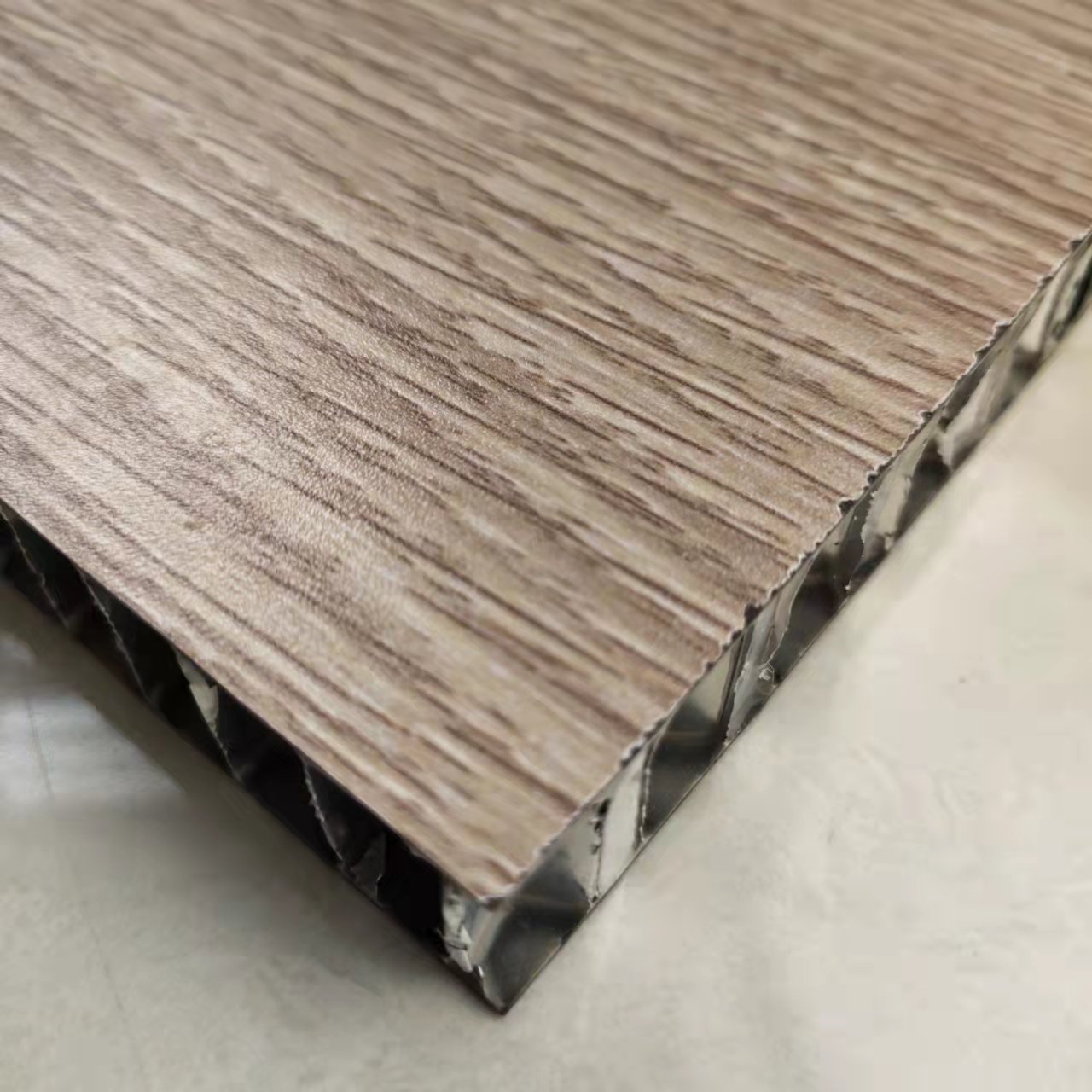 Wood Color Decorative 20mm Thickness HPL Honeycomb Panel For Vessel Interior