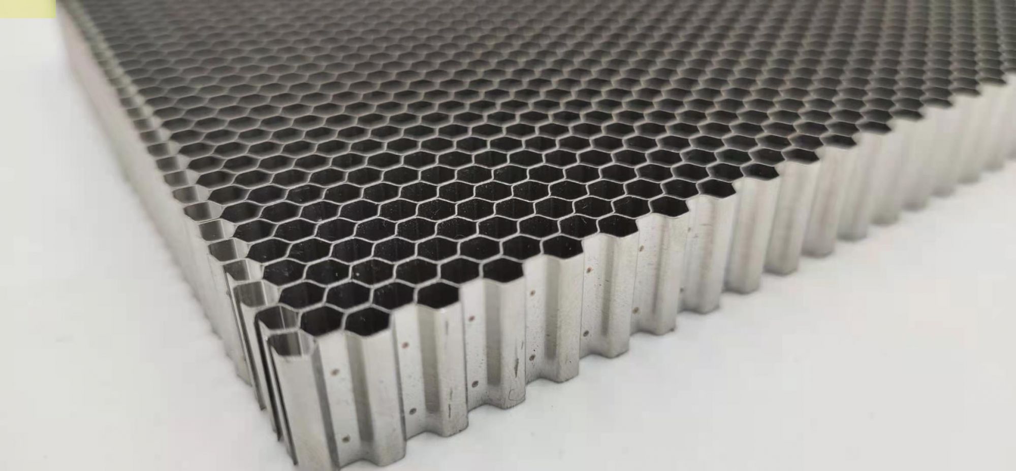 Spot Welding 304 Stainless Steel Honeycomb Core With High Corrosion Resistance